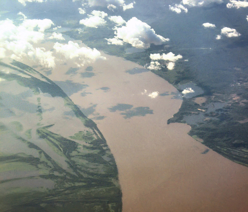 Cape Remanso and constricted portion in the middle Amazon